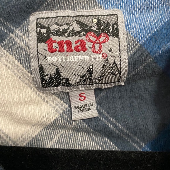 Aritzia TNA Blue Plaid Boyfriend Flannel Small - Picture 4 of 4